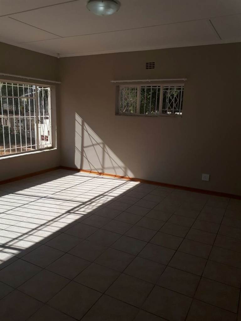 3 Bedroom Property for Sale in Roosheuwel North West